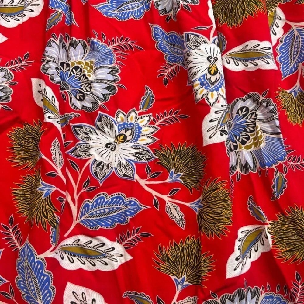 LOFT Red Lined Floral Skirt with Side Zipper size 6 - Picture 2 of 4